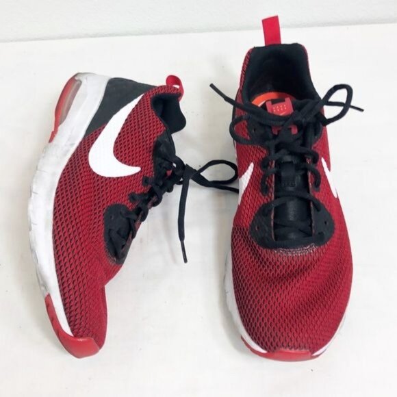 Nike Air Max Motion AA0544-001 LW Red Black Sneaker Athletic Shoe Size 10 - Picture 5 of 9